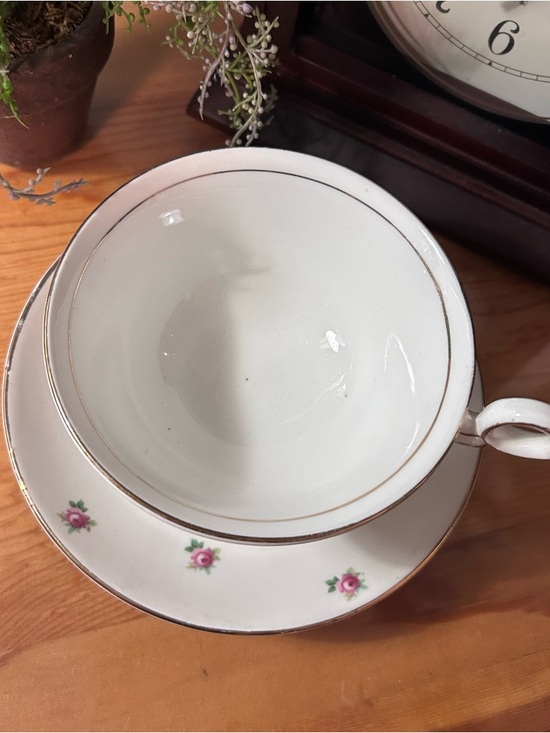 (UT) Vintage Woodlands “Delicate Rose” Cup and Saucer - Picture 6 of 9